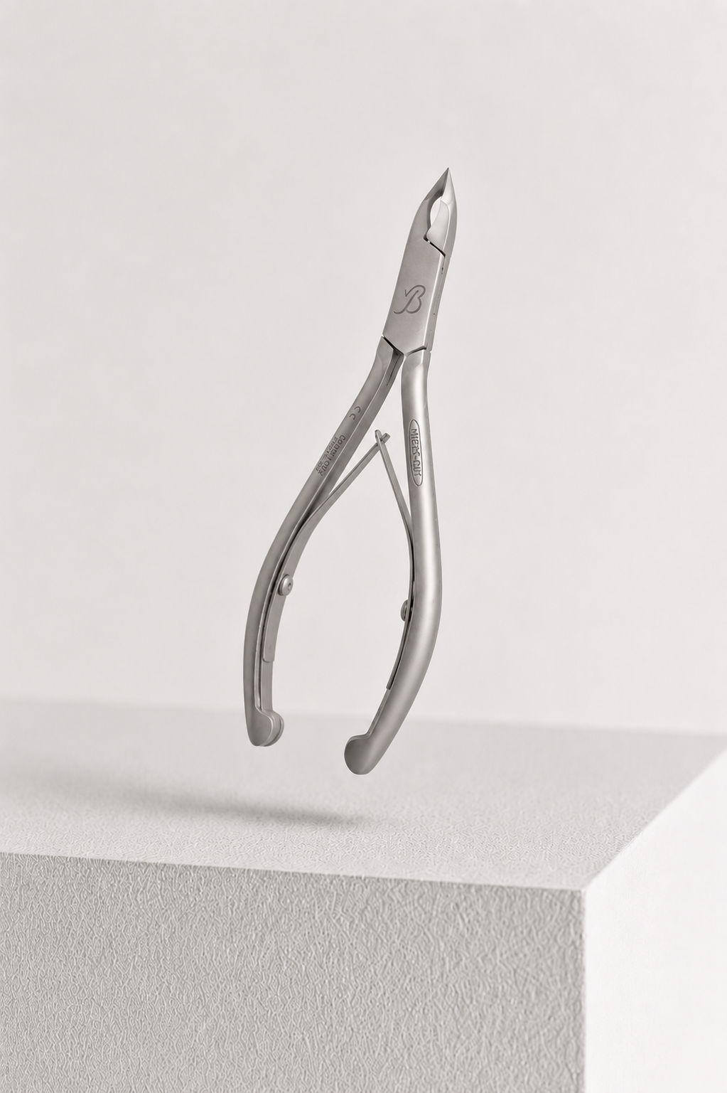 CUTICLES CLIPPER - Révérence de Bastien